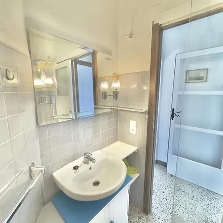 Greco Apartment *